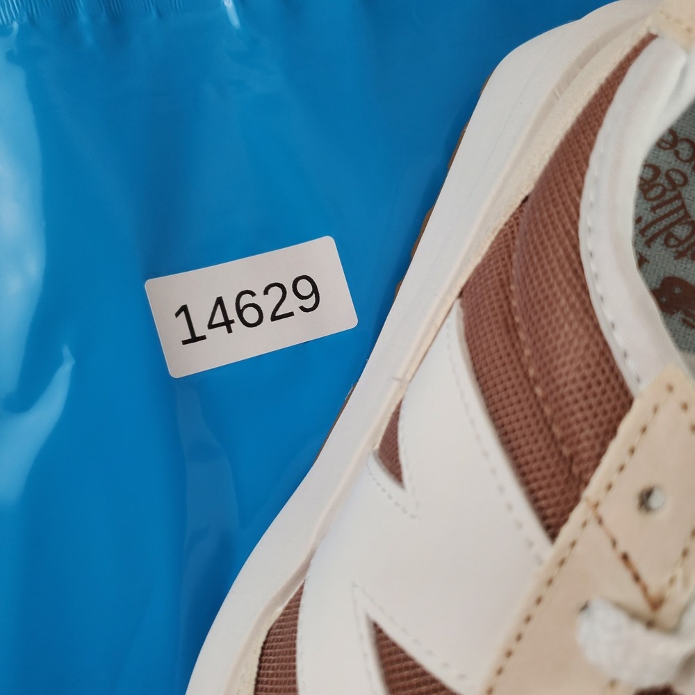 New Balance 370 Womens Shoes Sz 9 D Running Beige Brown Suede Mesh Sneakers - Picture 10 of 10